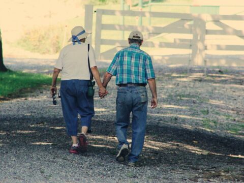 Bí quyết sống khỏe mạnh nhờ thói quen đi bộ mỗi ngày